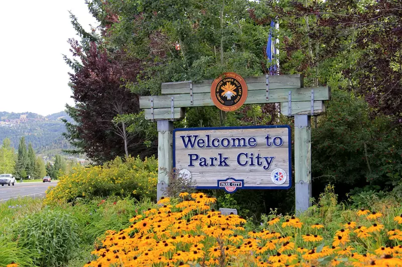 sign saying Welcome To Park City