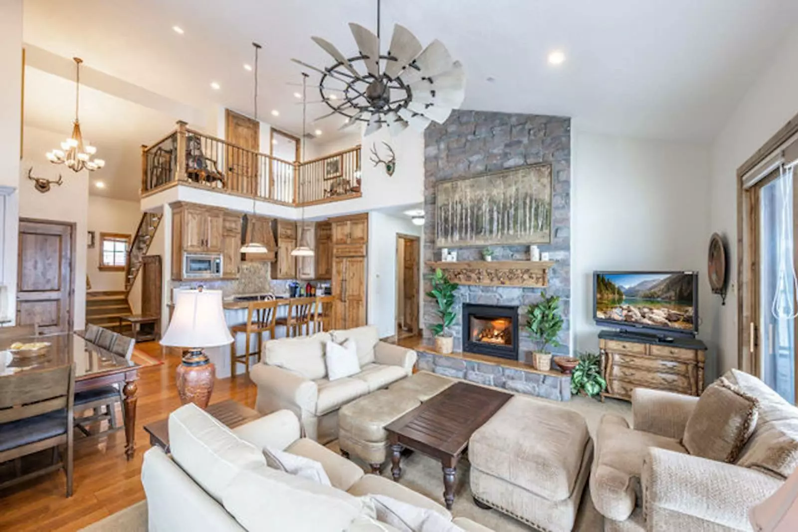 living room of Deer Valley Rental
