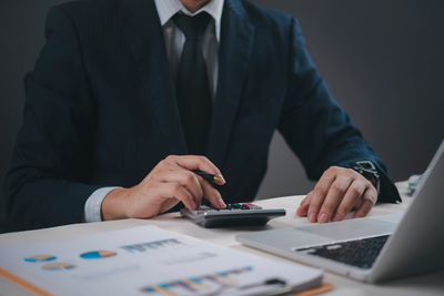 person doing financial analysis