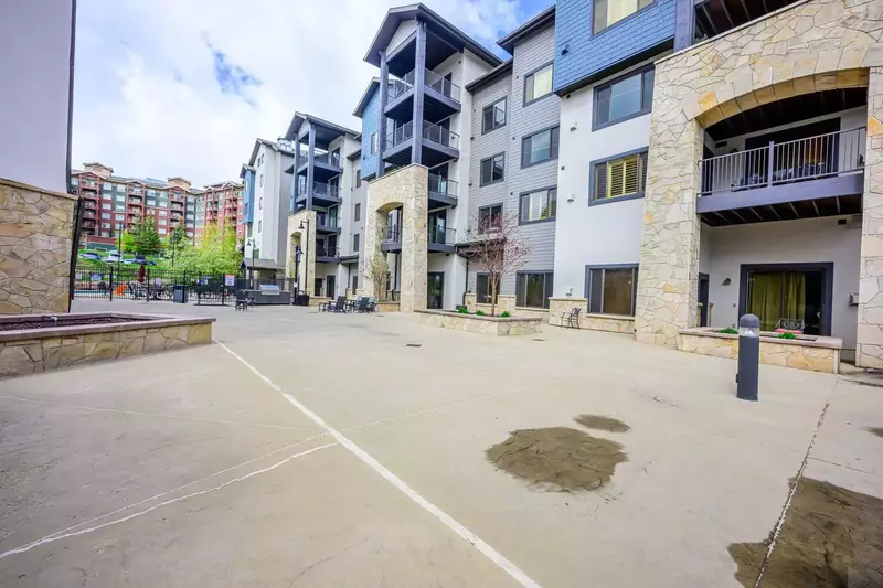 Silverado Lodge at Canyons Village  | 122C One Bedroom Hotel Suite