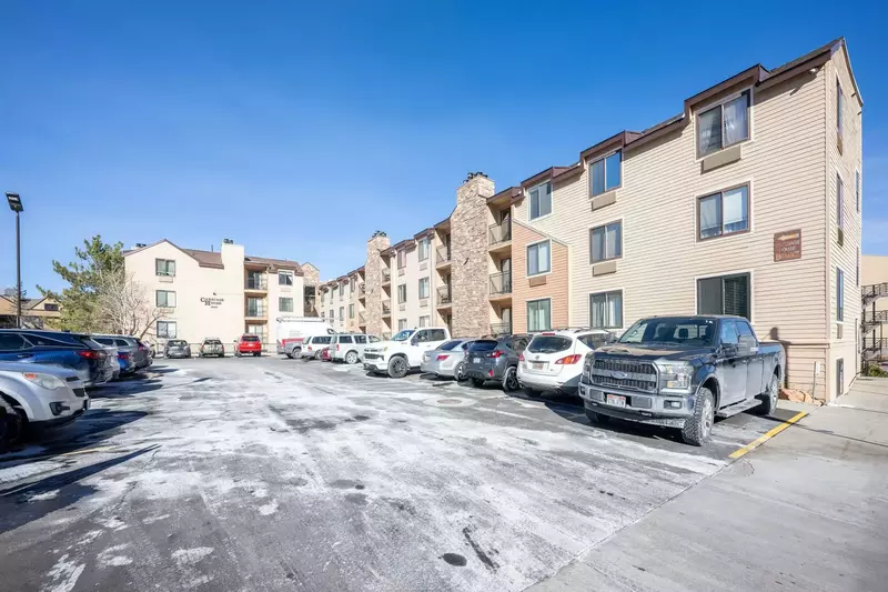 Carriage House at Prospector Square