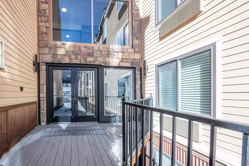 Carriage House at Prospector Square