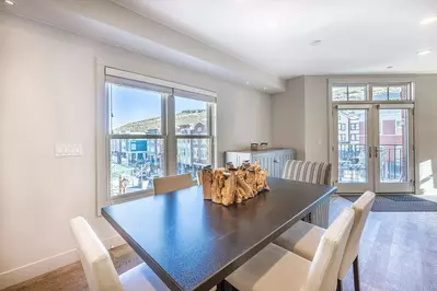 Main Street | Town Lift