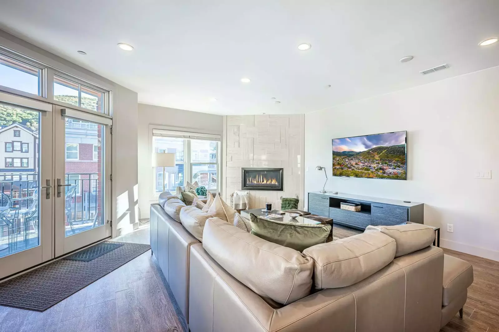 Main Street | Town Lift