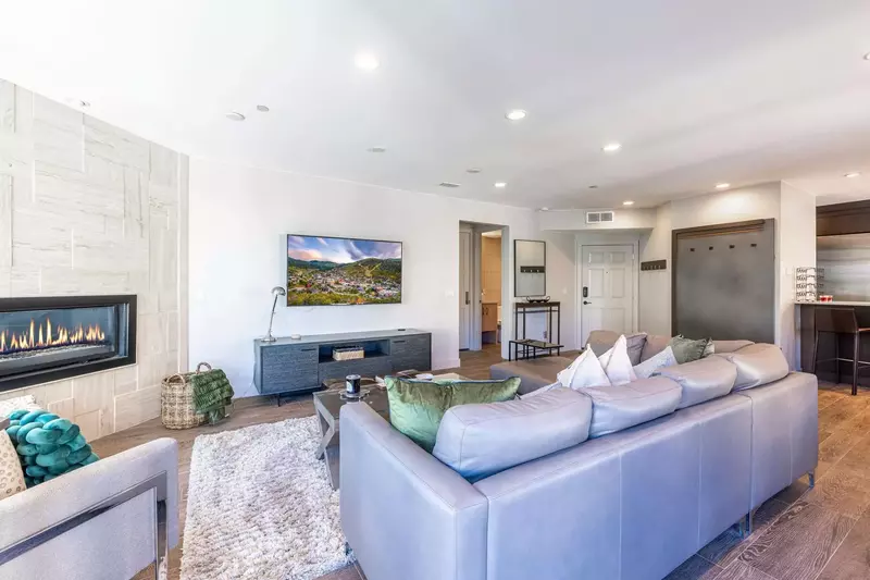 Main Street | Town Lift