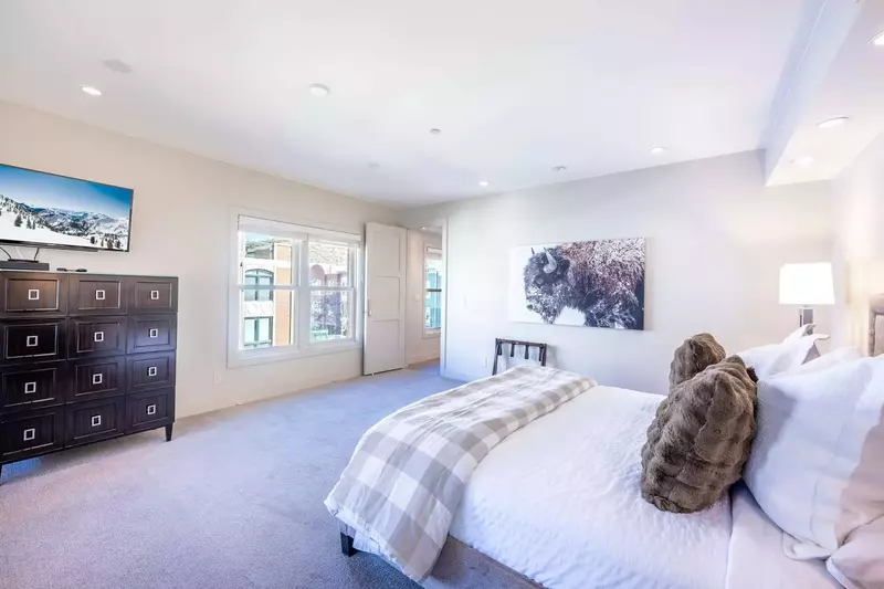 Main Street | Town Lift