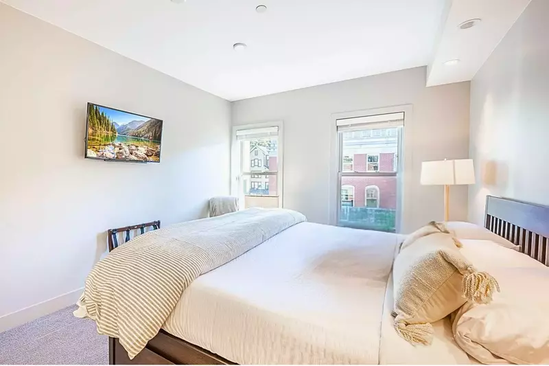 Main Street | Town Lift