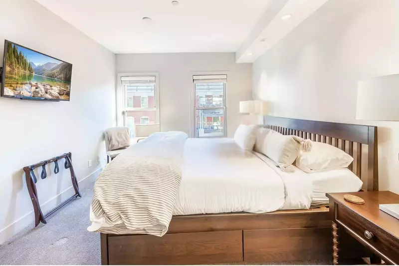 Main Street | Town Lift