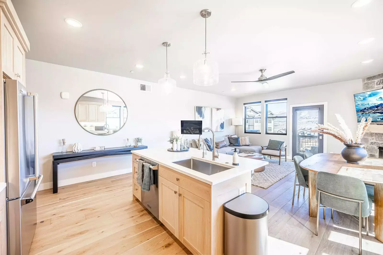 Deer Valley East | Lakeside at Mayflower