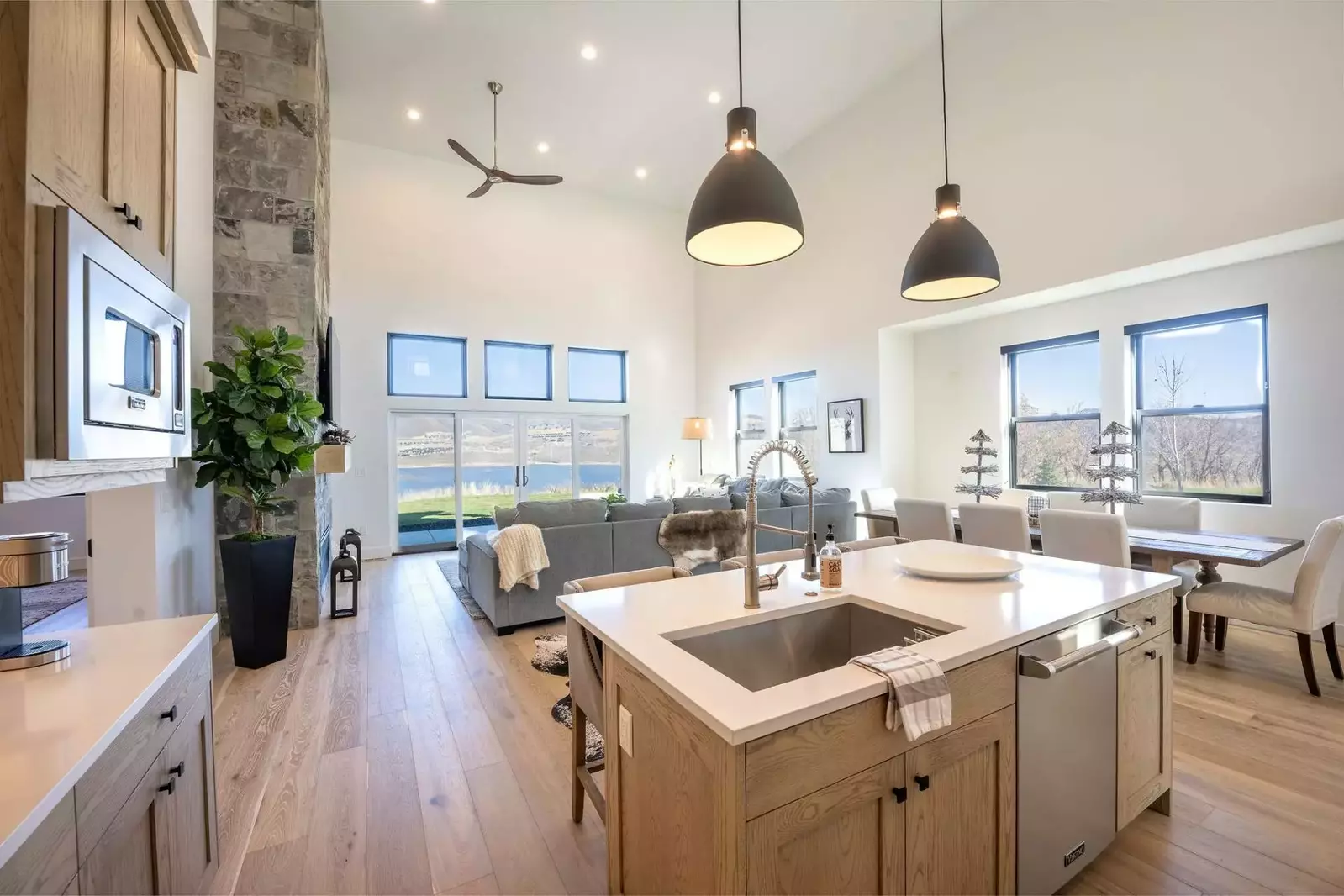 Deer Valley East | 9986 Rail Trail Loop