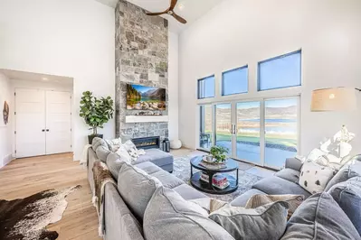 Deer Valley East | 9986 Rail Trail Loop