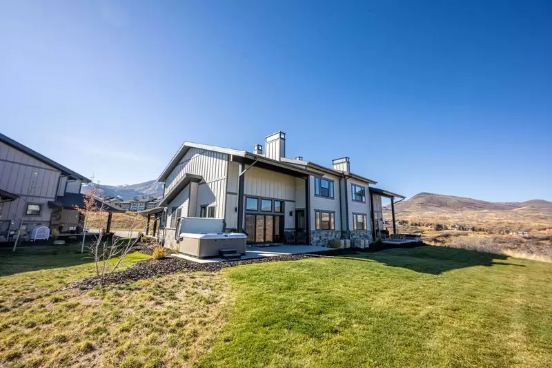 Deer Valley East | 9986 Rail Trail Loop