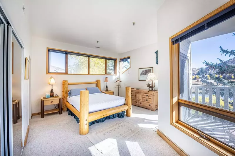 Deer Valley Fawngrove 1486