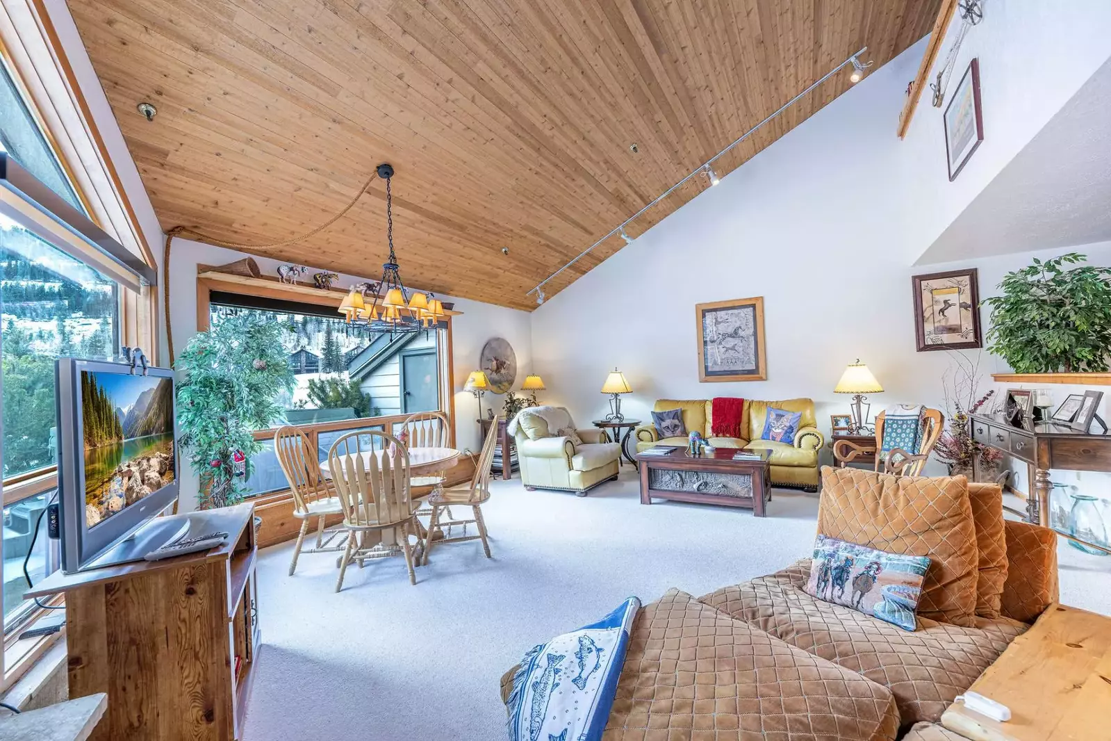 Deer Valley Fawngrove 1486