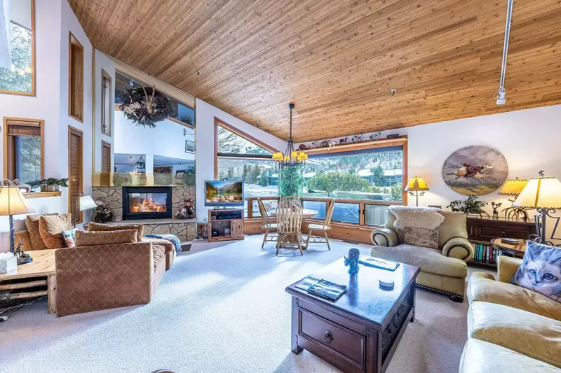 Deer Valley Fawngrove 1486