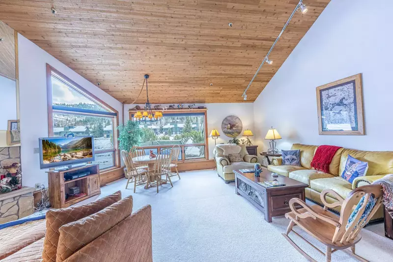 Deer Valley Fawngrove 1486