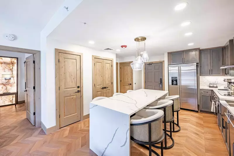 Park City Westgate, Fully Updated, Park City Luxury Condo, Ski-in/ski-out Park City, Park City Vacation Rentals, Park City Vacation Condo with Hot Tub