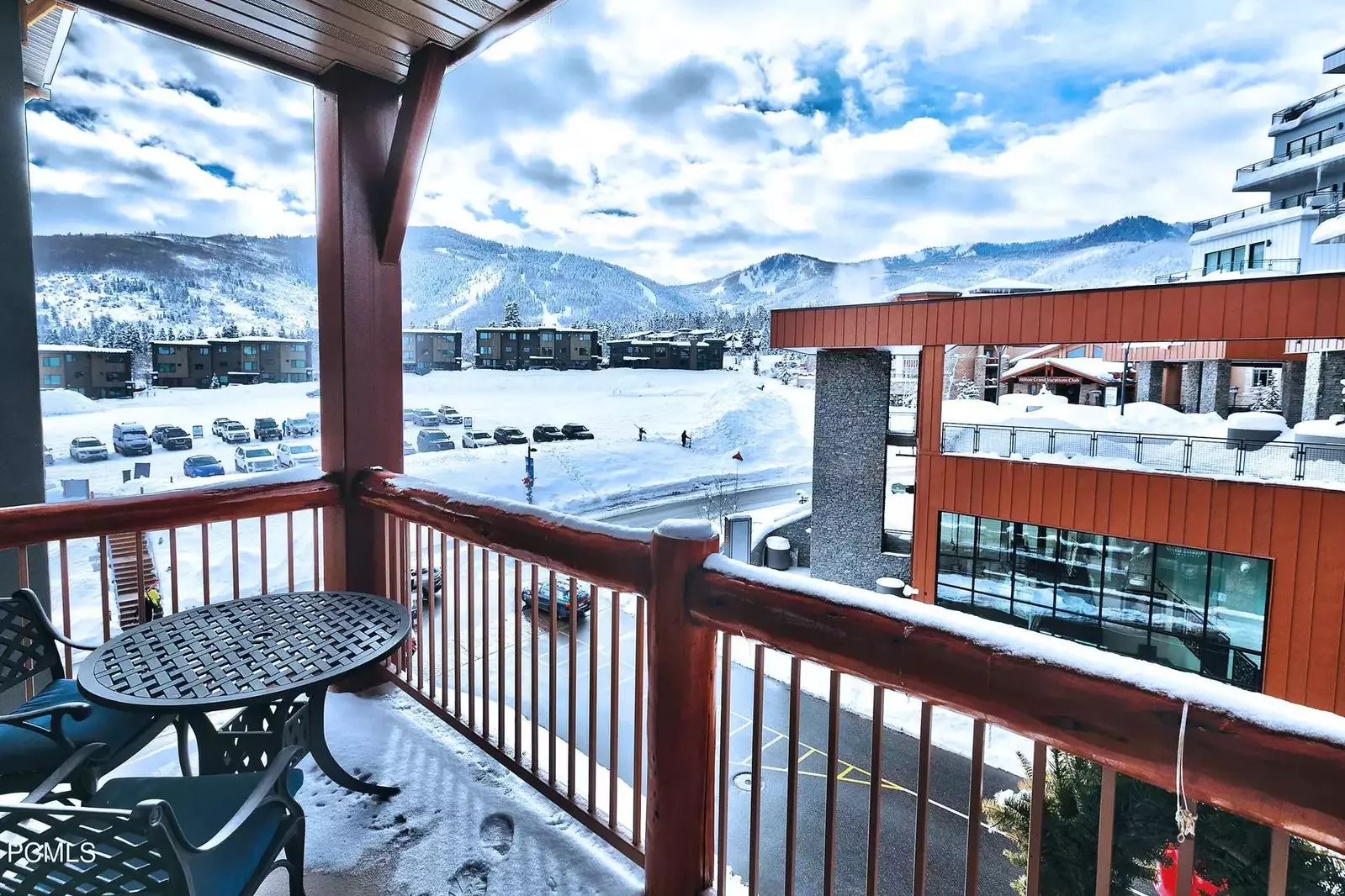 Park City rentals with hot tub, Family-friendly Park City lodging, Canyons Village vacation rentals, Park City rentals for winter sports