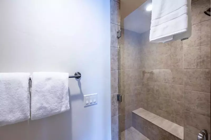 Stillwater | 9922 Vista