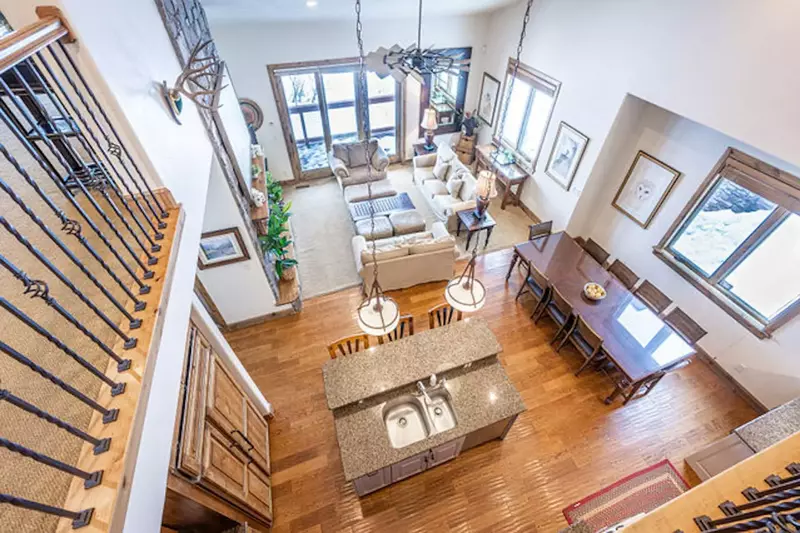 Stillwater | 9922 Vista