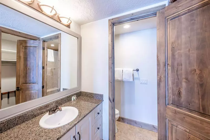 Stillwater | 9922 Vista