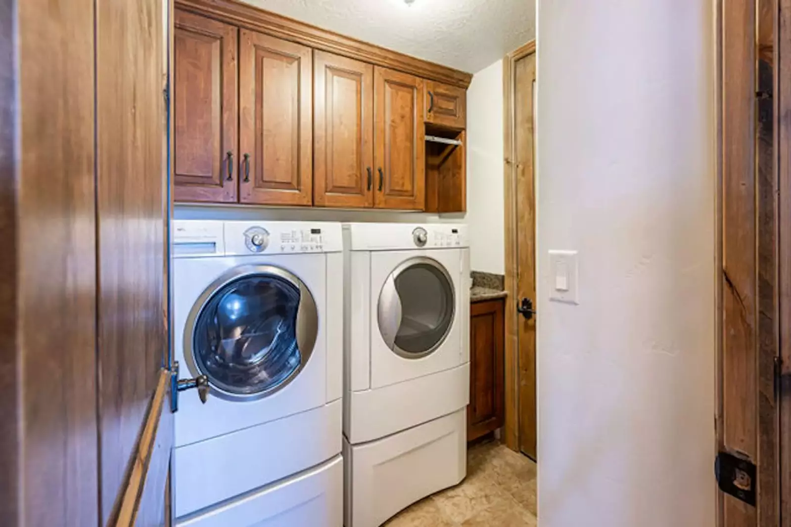 Stillwater | 9922 Vista