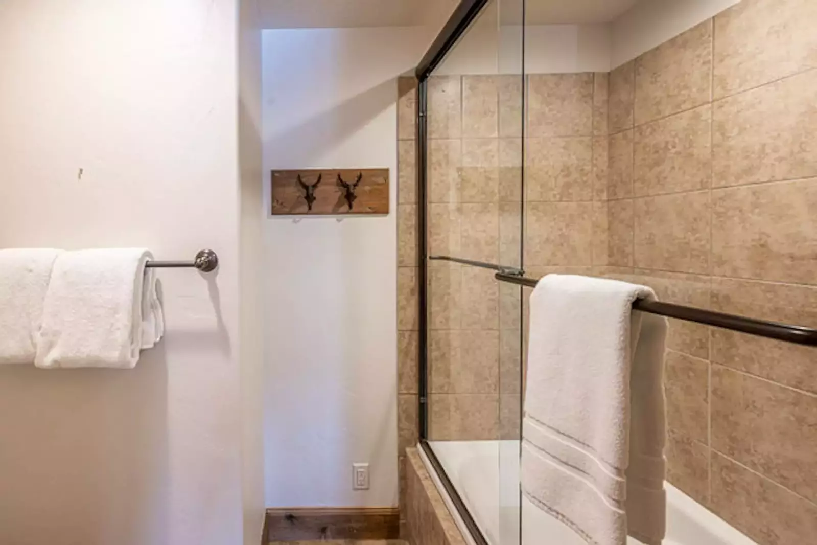 Stillwater | 9922 Vista