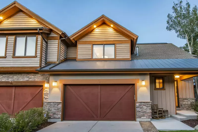 Stillwater | 9922 Vista