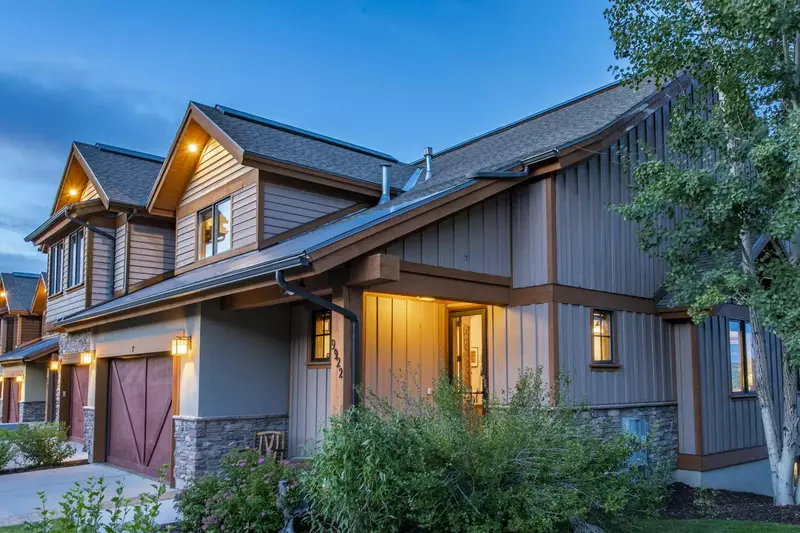 Stillwater | 9922 Vista