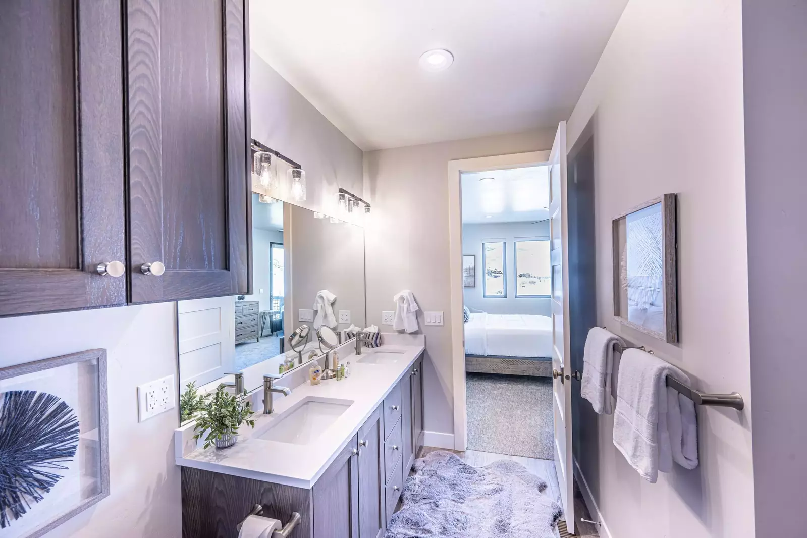 Deer Valley East | Bella Vista | 10077 N Meer