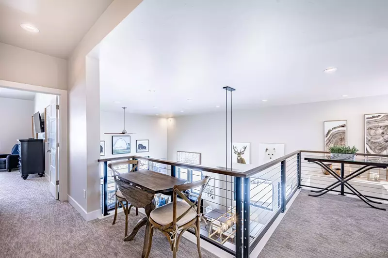 Deer Valley East | Bella Vista | 10077 N Meer