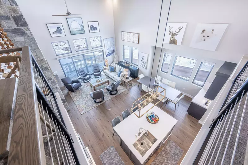 Deer Valley East | Bella Vista | 10077 N Meer