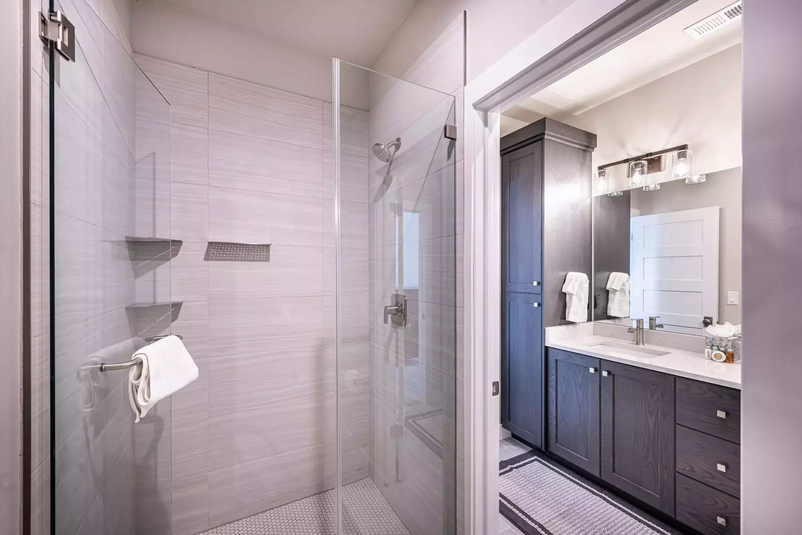 Deer Valley East | Bella Vista | 10077 N Meer