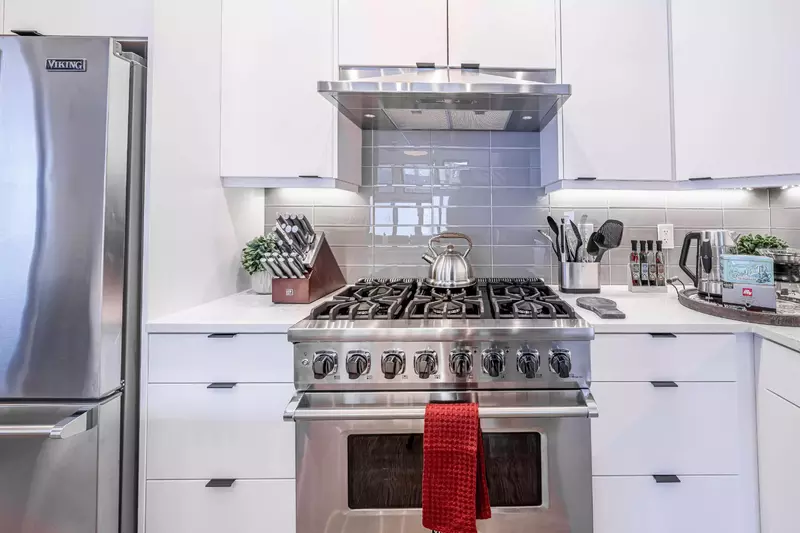 Deer Valley East | 9943 Meer