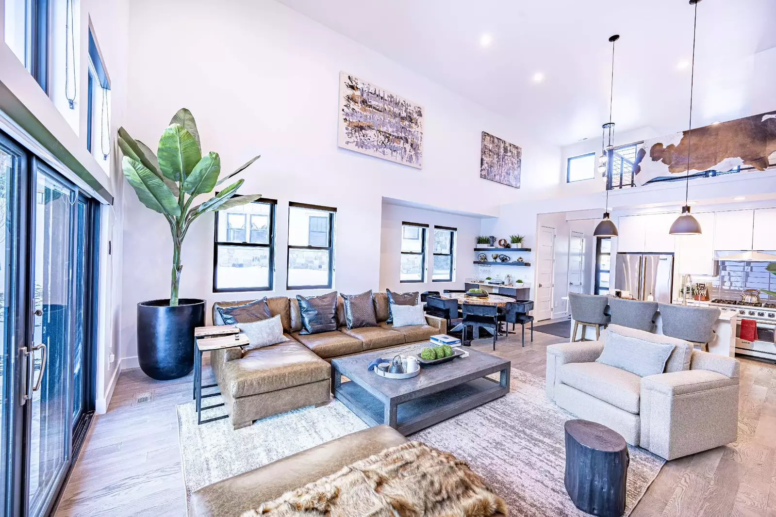 Deer Valley East | 9943 Meer