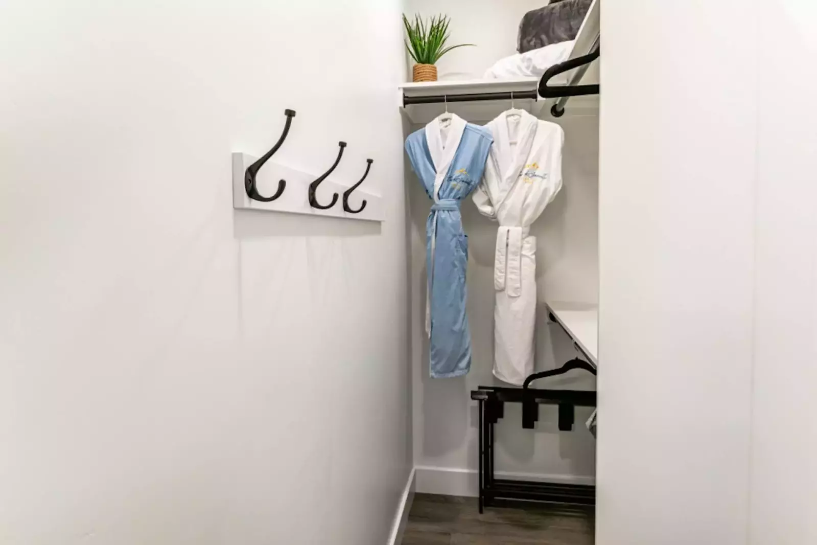 Deer Valley East | 9943 Meer