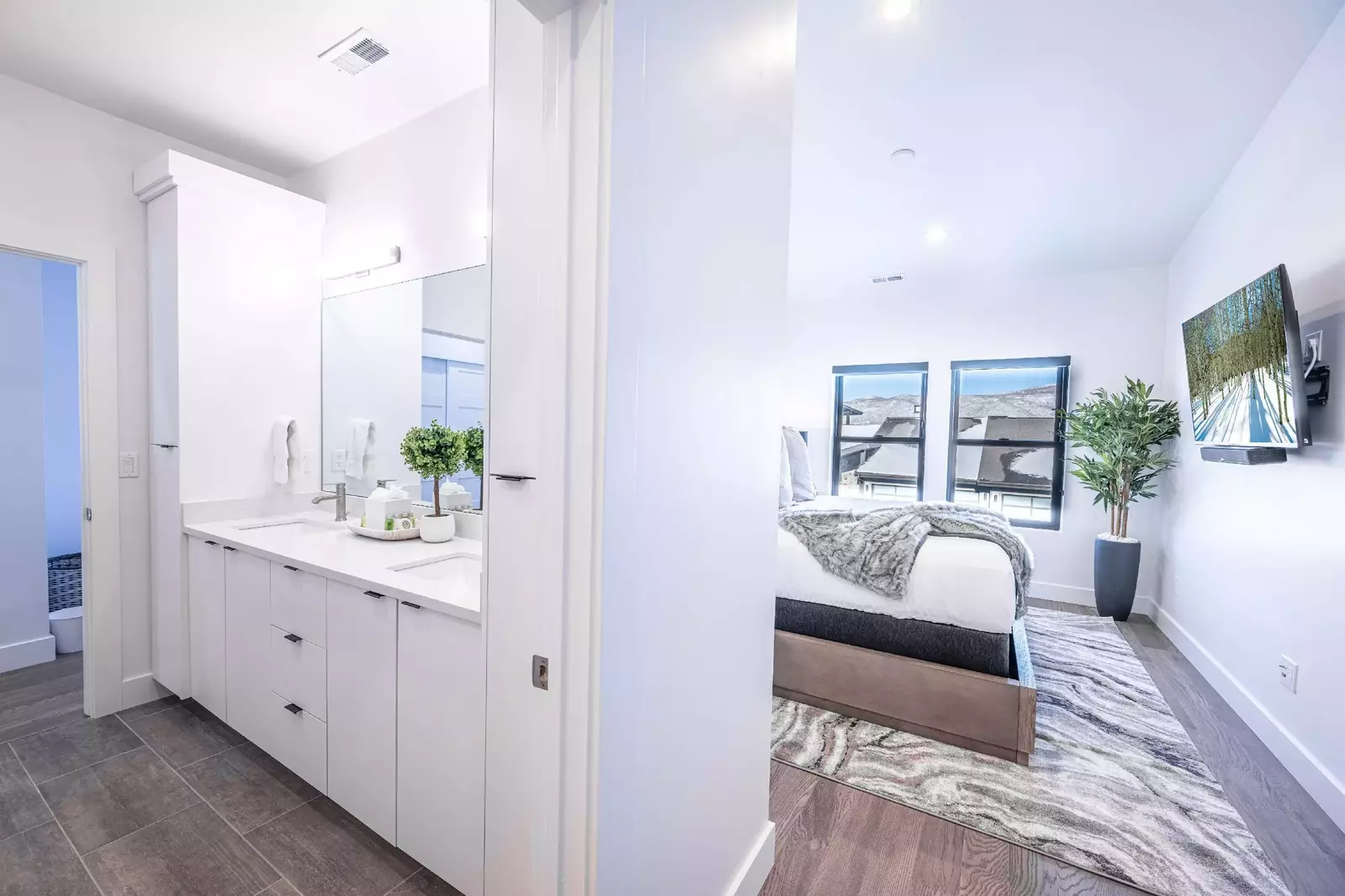 Deer Valley East | 9943 Meer