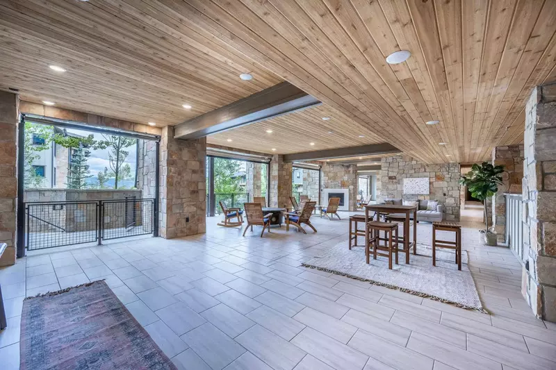 Open air spacious communal patio with lots of outdoor seating