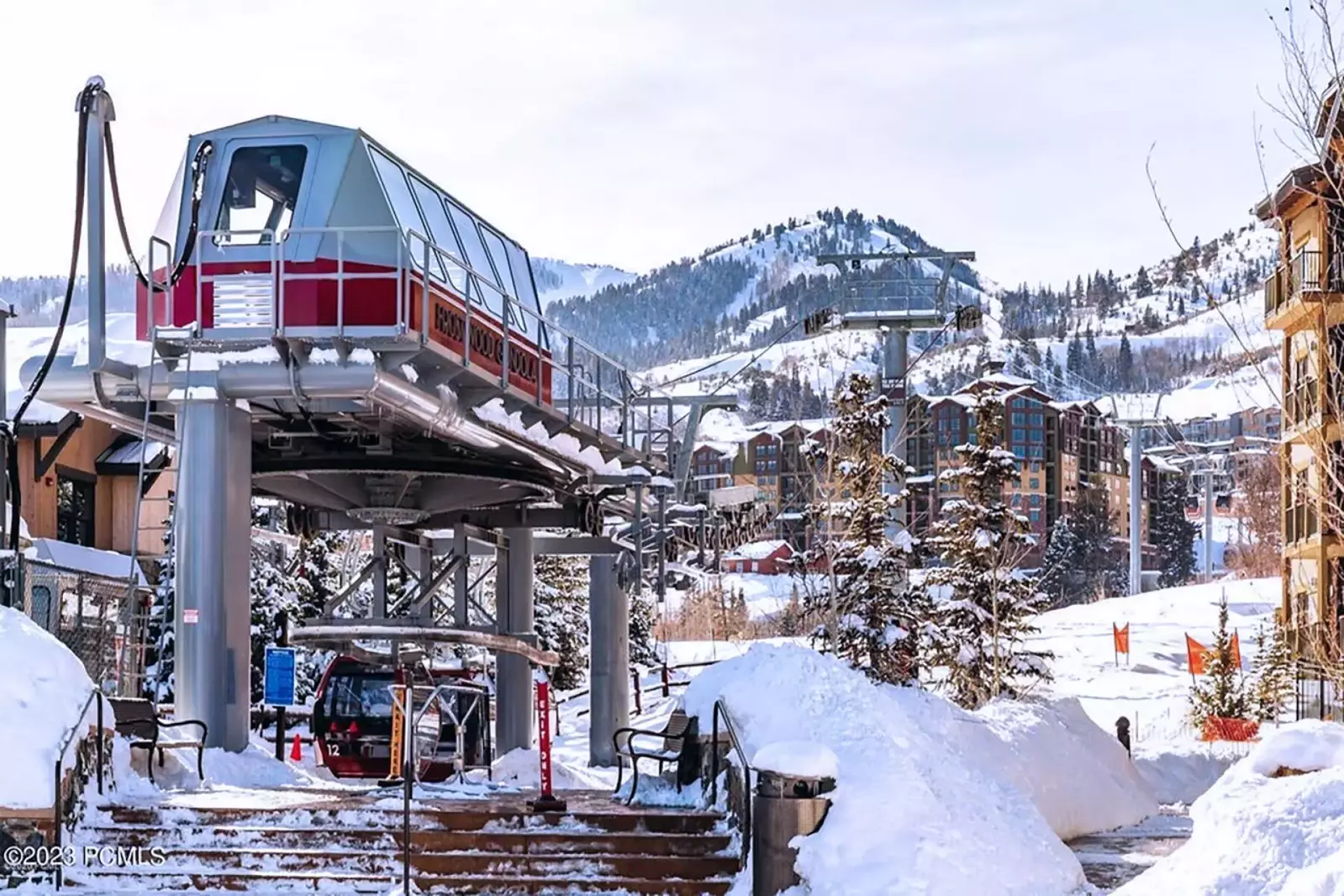 The Frostwood gondola makes it easy to get on the mountain