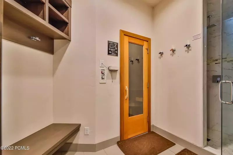 As our guest you'll also have full access to the Juniper Landing Sauna - A Great Place to Warm Up after a long day on the slopes!