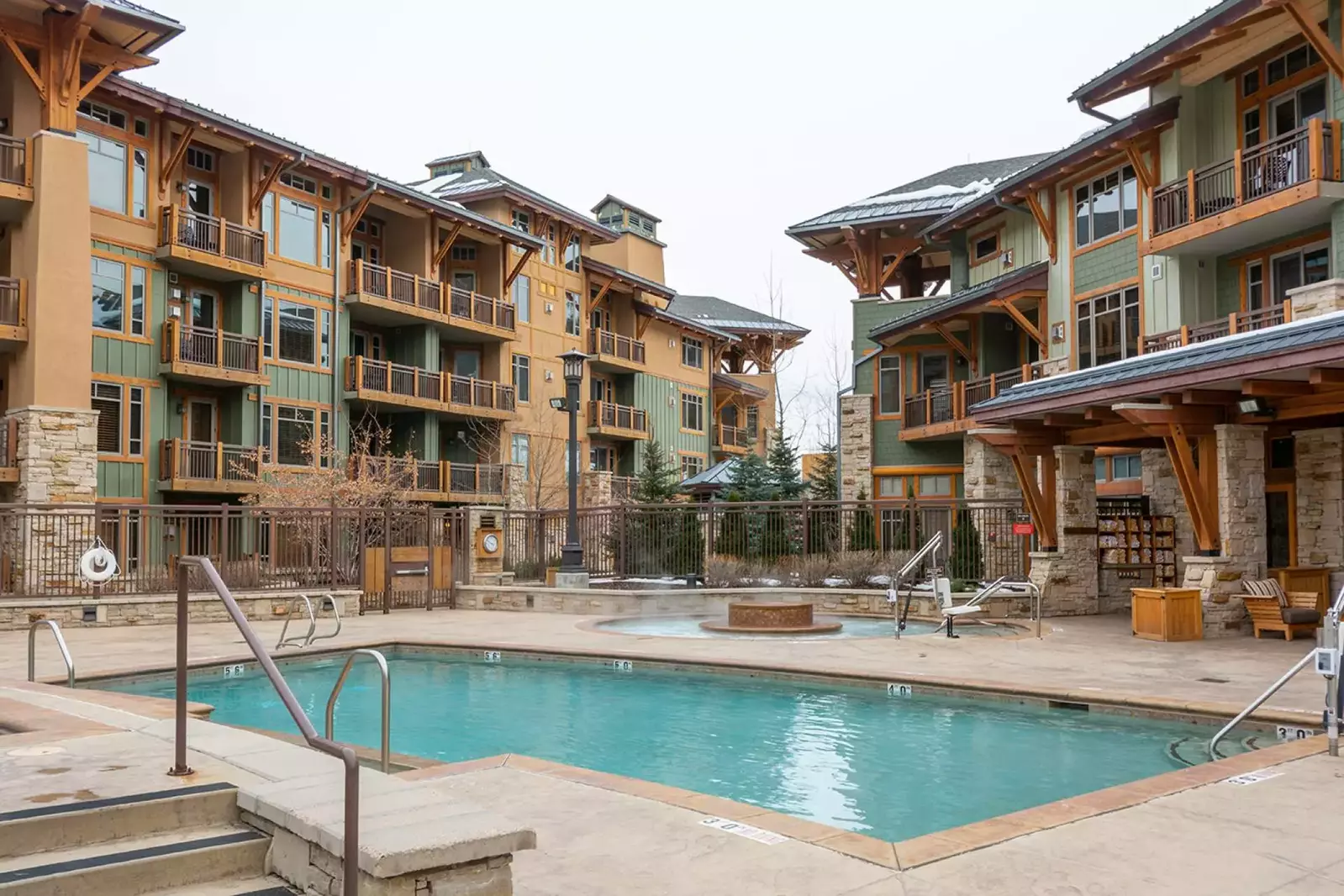 Hyatt's year round heated outdoor pool and large hot tubs
