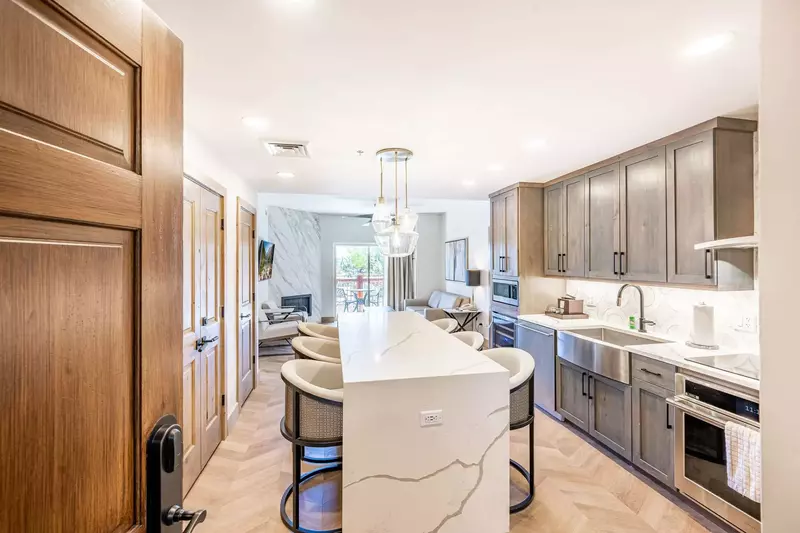 The entrance of the home welcomes you to this private mountain retreat