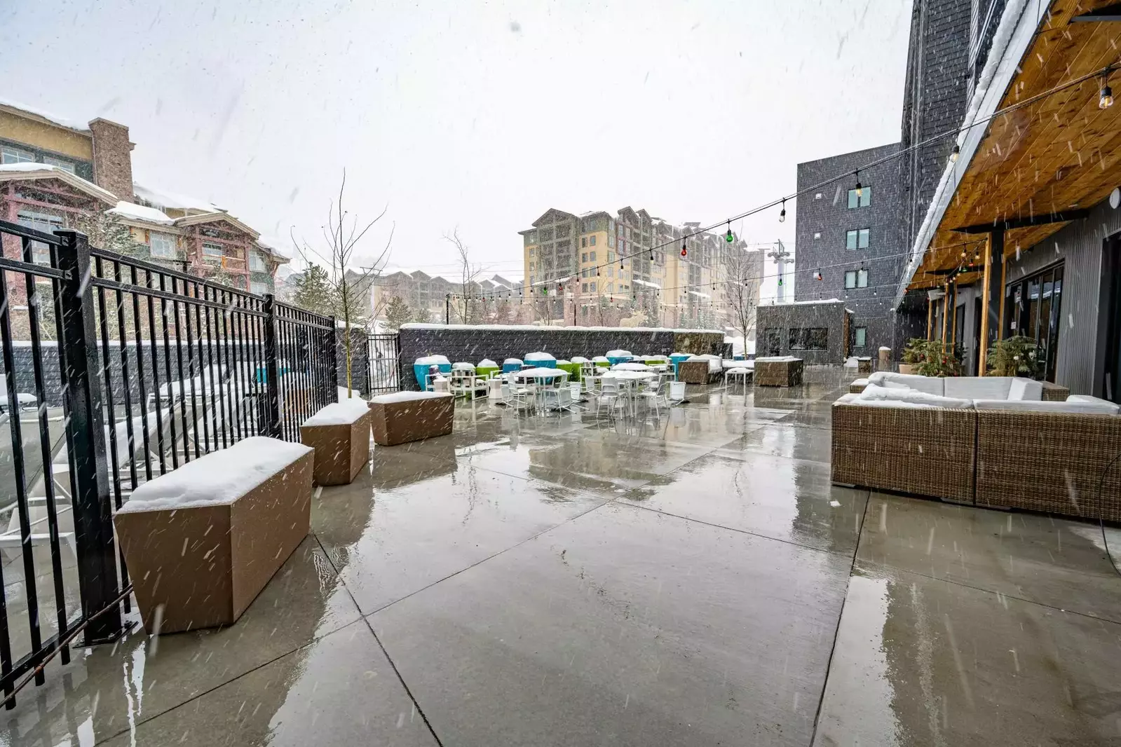 Watch the Cabriolet lift go over your head while you warm up by a fire pit on the terrace located at the front of the resort