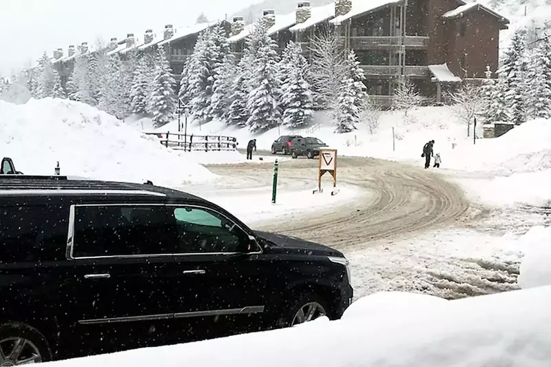 This location is hard to beat! Walk less than 500 feet to Deer Valley Resort Snow Park Lodge, 300 feet the St. Regis Funicular, and less than 400 feet