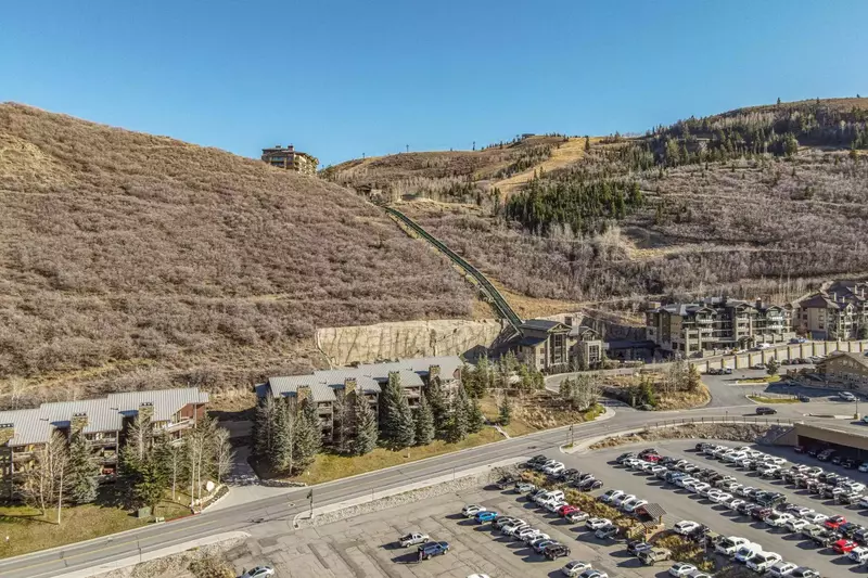 Convenient location, no need for car