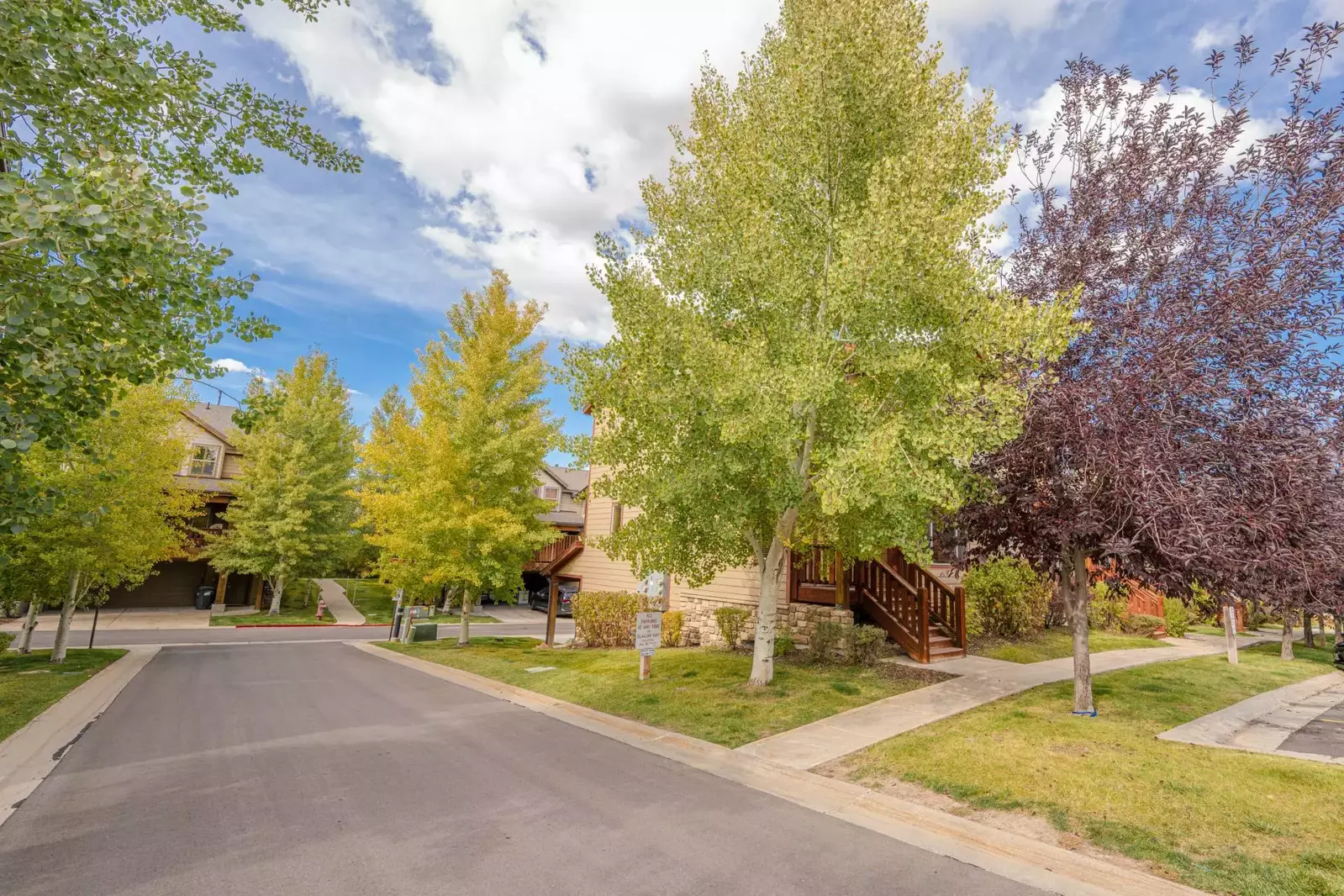 This spacious Bear Hollow condo is conveniently located and close to everything.