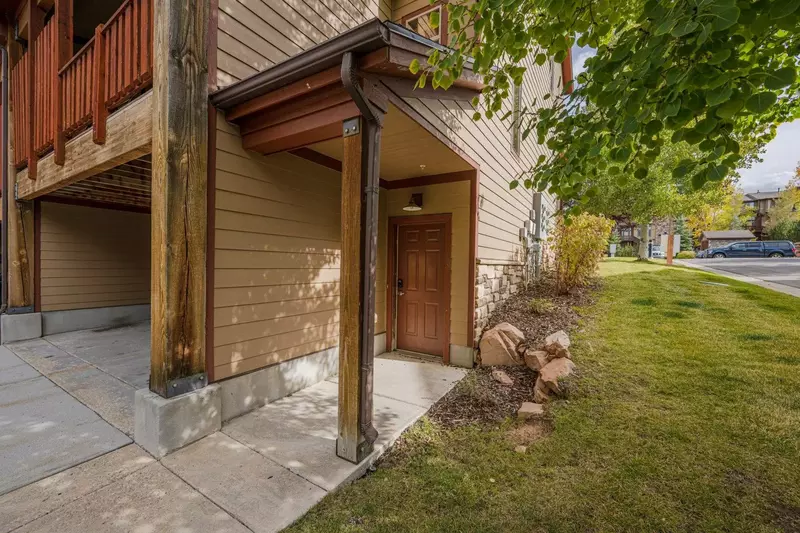Spacious 2-car garage and keyless entry