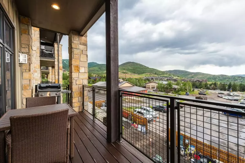 Private balcony just off of the living room w Gas Grill