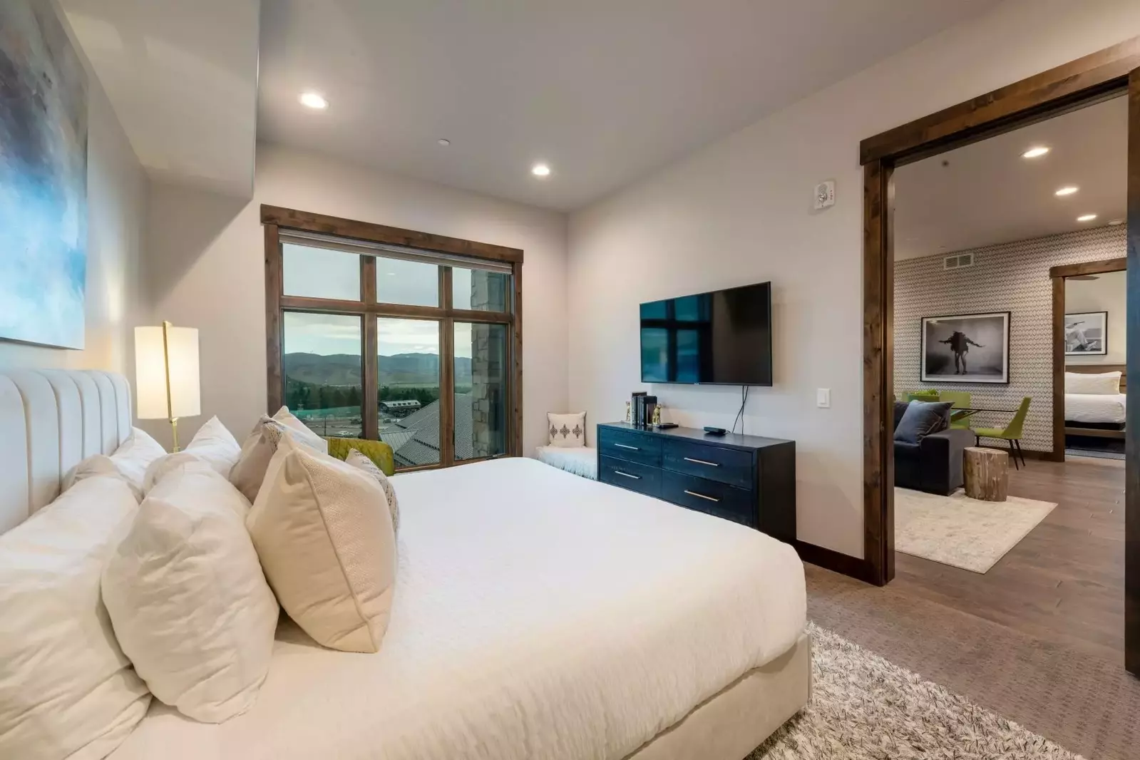 The open floor plan is perfect for families or two couples traveling together.