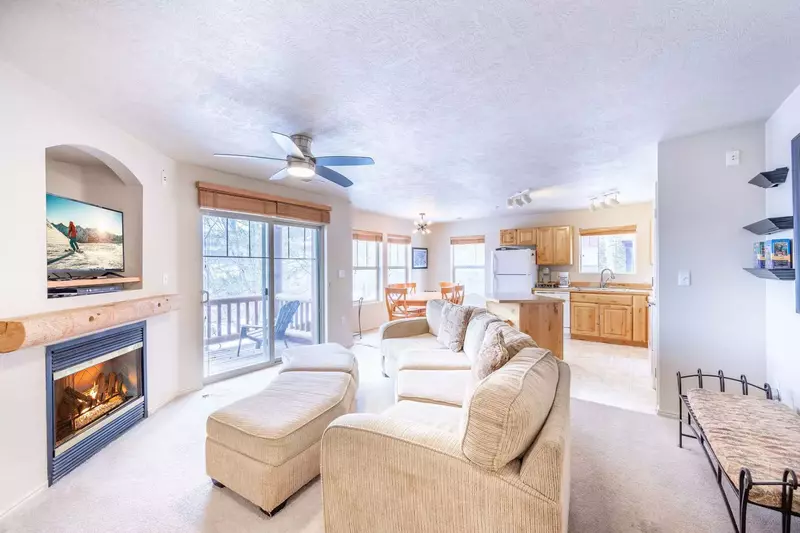 Welcome to Fox Bay, Park City – A beautiful place to call your next home away!